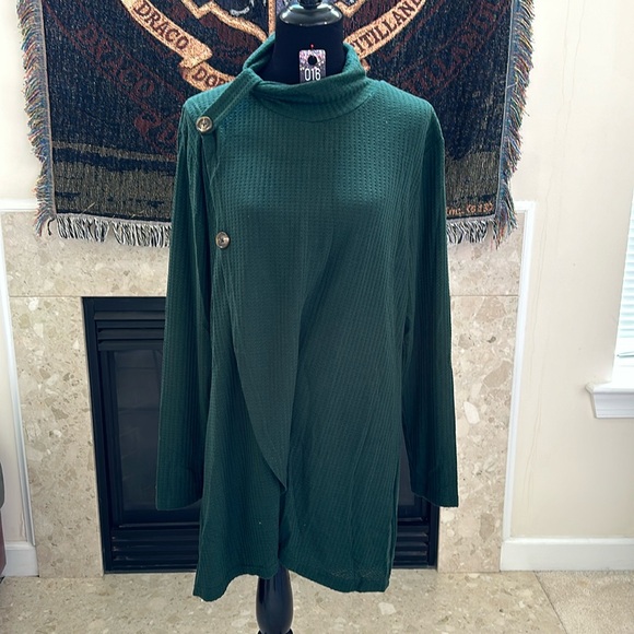 029 Bloomchic Green Waffleknit Hi-Low Sweater - Picture 1 of 6